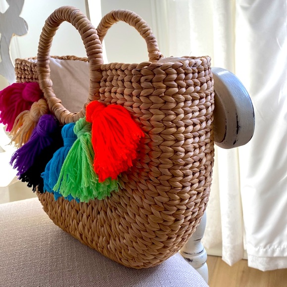 Sale! New Handmade straw bag with colorful tassels! Discounted price! - Picture 3 of 6